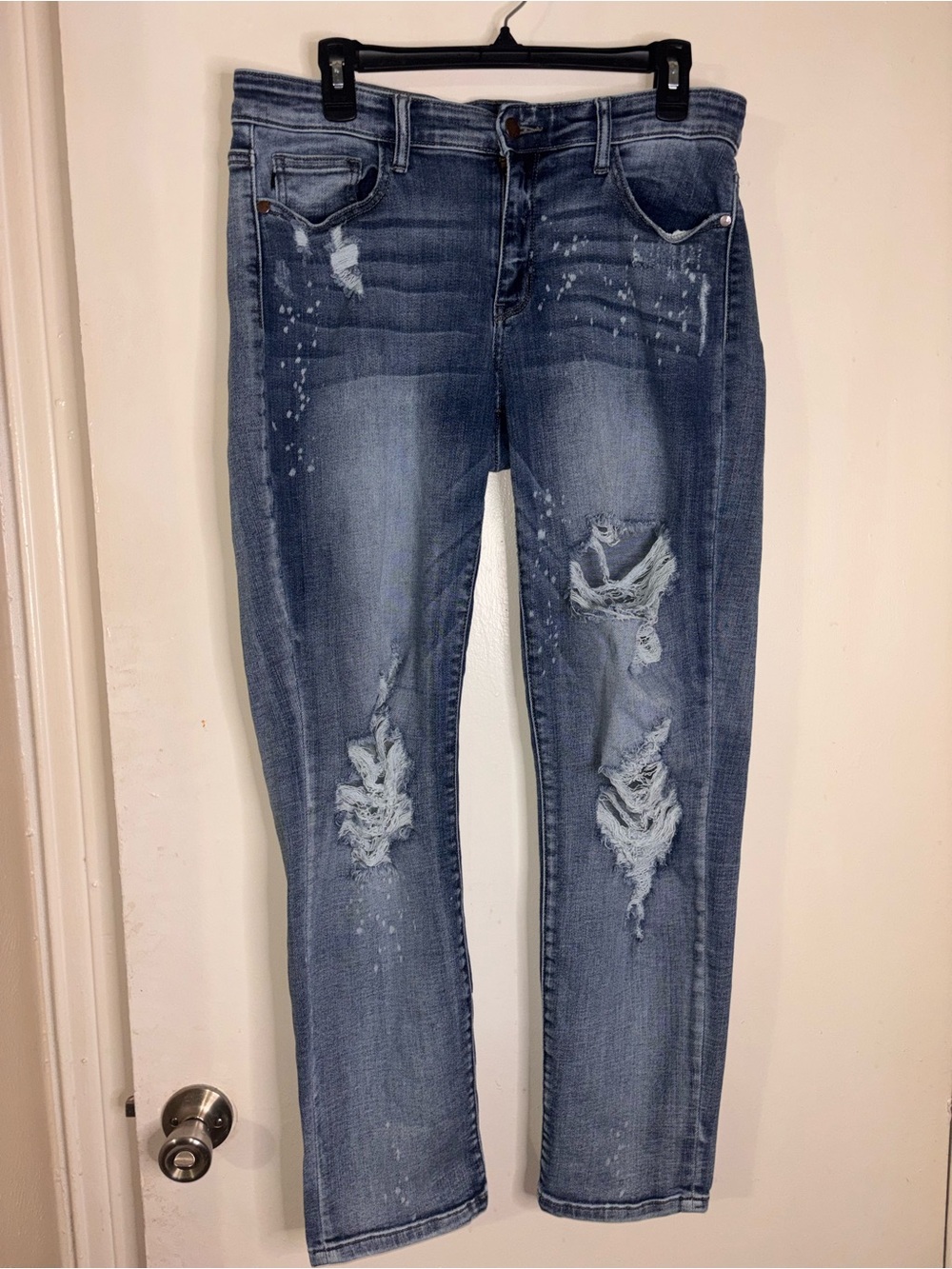 Judy Blue Light Wash Distressed Skinny Jeans